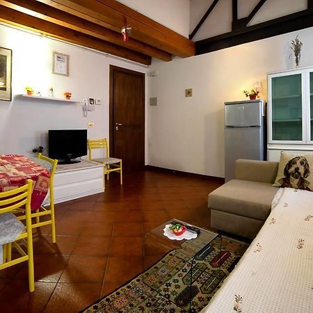 Holiday Treviso Suite Lombardi מראה חיצוני תמונה
